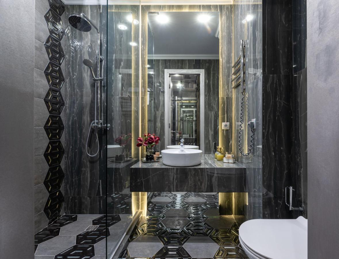 Mr Grey Boutique Hotel Odessa Dış mekan fotoğraf